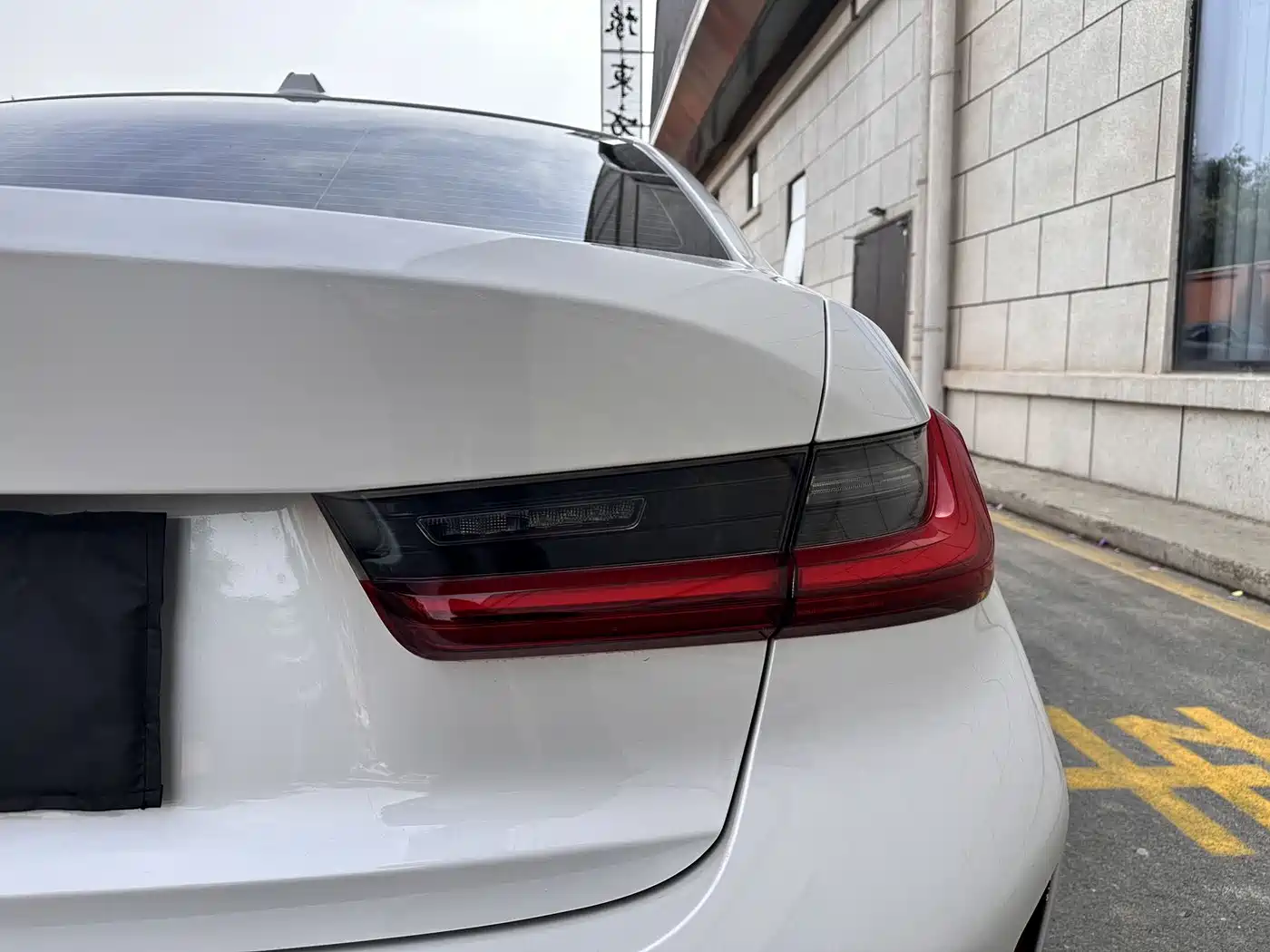 BMW 3 Series 2023 320Li M Sport Package фото 6