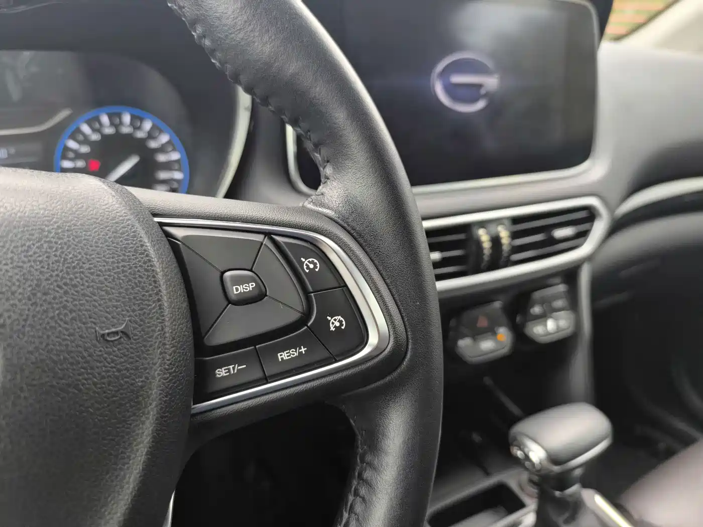 صورة 17 - GAC Trumpchi GS4