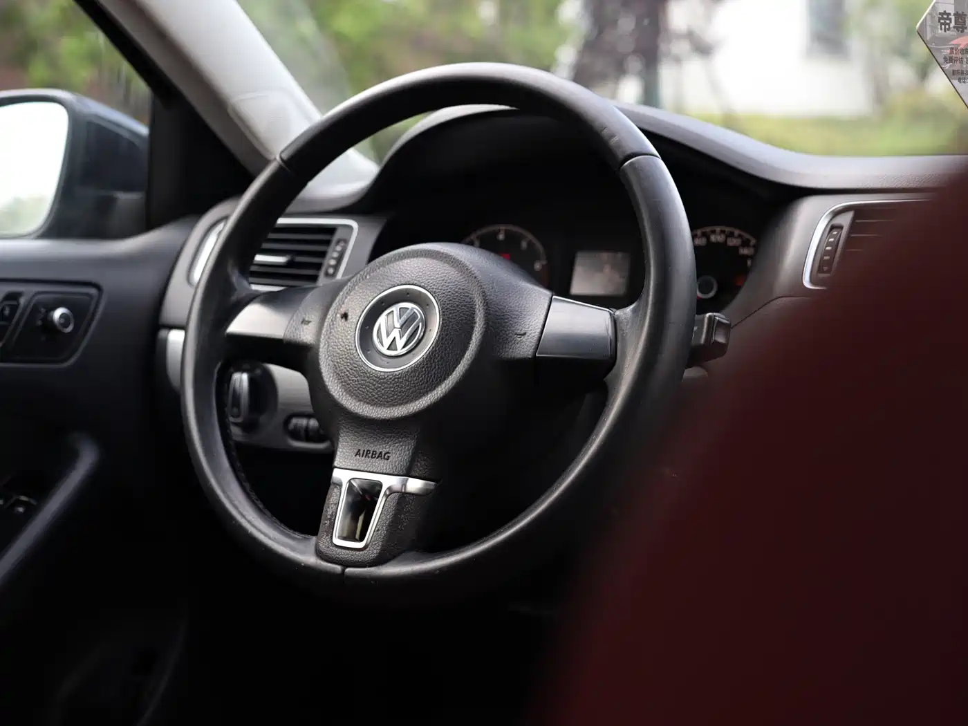 Volkswagen Sagitar 2014 Facelift 1.6L Automatic Comfort фото 23