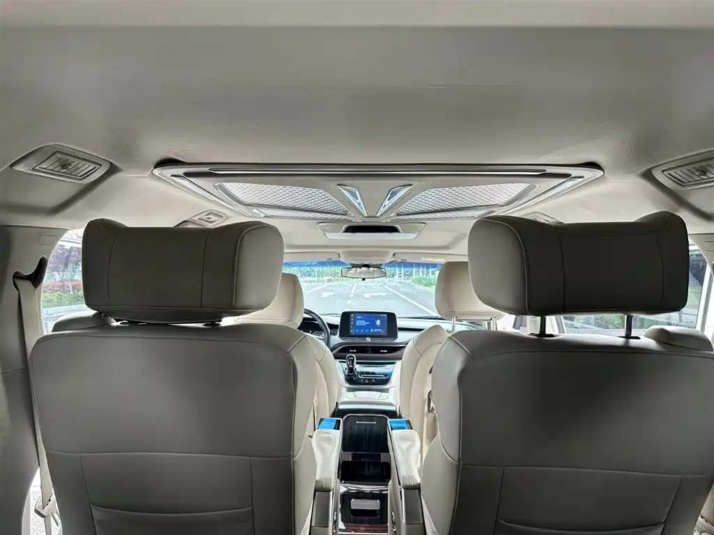 Buick GL8 2021 Land Business Class 652T Comfort фото 12
