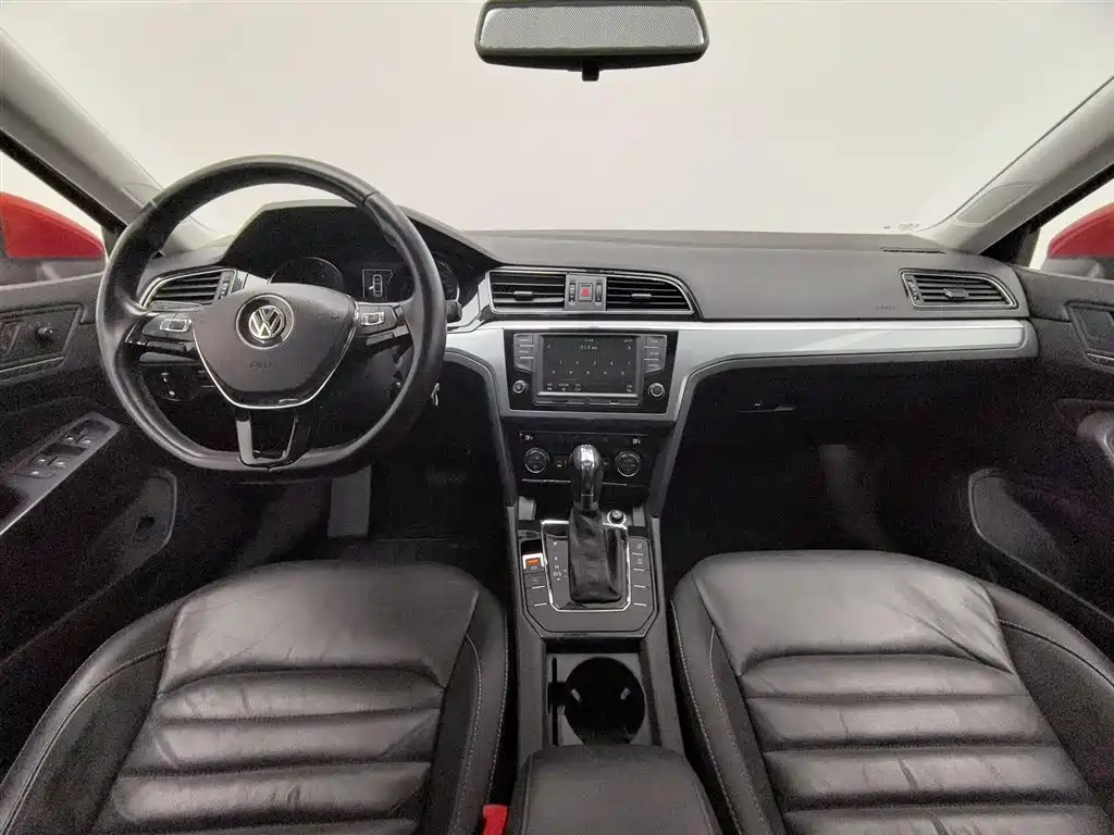 Volkswagen Lamando 2017 280TSI DSG Comfort Edition фото 5