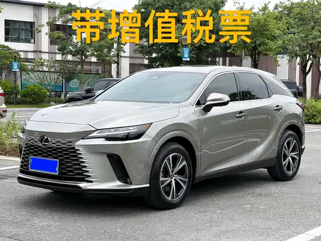 Lexus RX 2025 300 4WD Premium Edition — фото 2