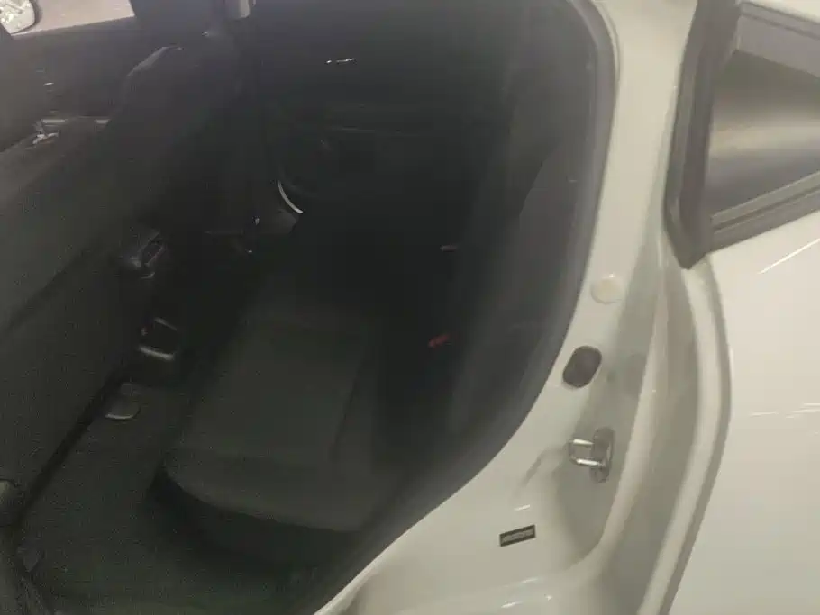 Honda Vezel 2015 2015 1.5L CVT 2WD Comfort
