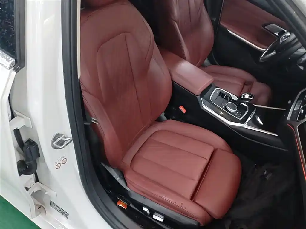 BMW 3 Series 2022 325Li M Sport Package фото 25