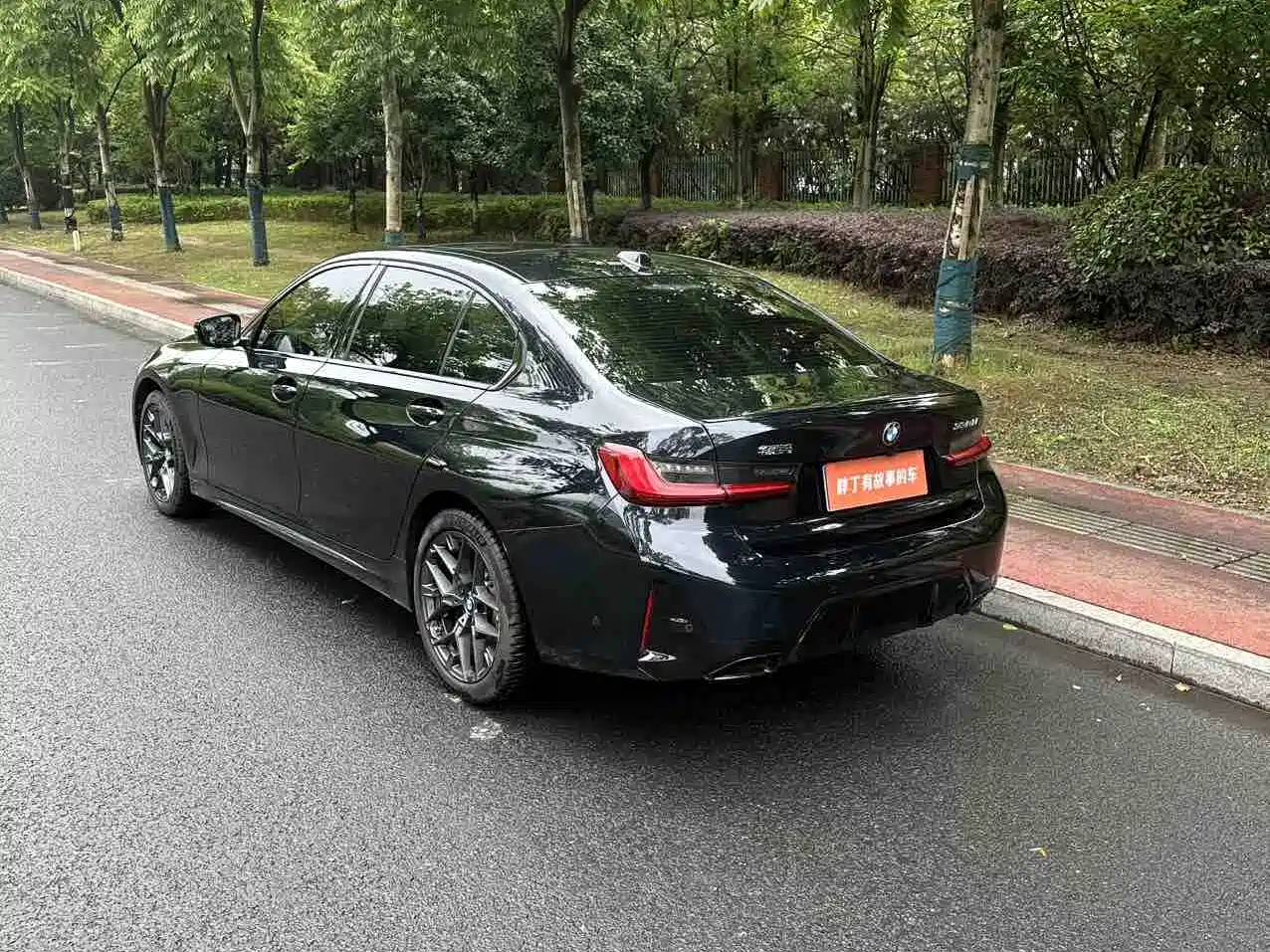 BMW 3 Series 2025 330Li Premium M Sport Night Edition фото 11