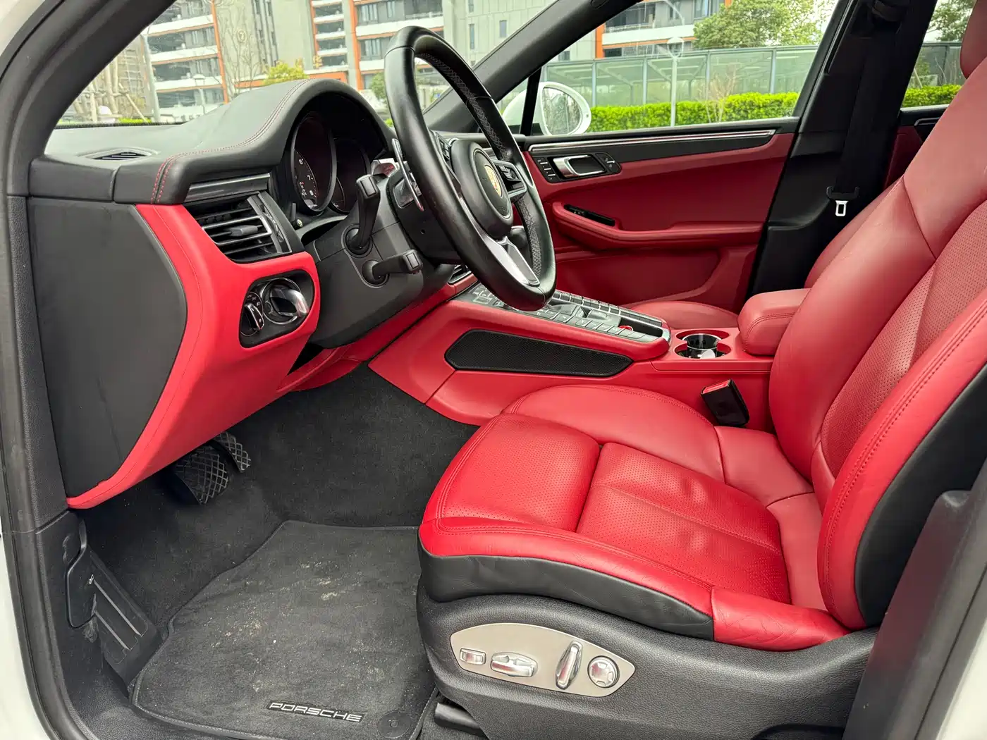 Porsche Macan 2018 Macan 2.0T фото 5