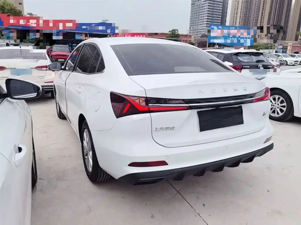 Roewe i5 2026 2026 1.5L CVT Luxury