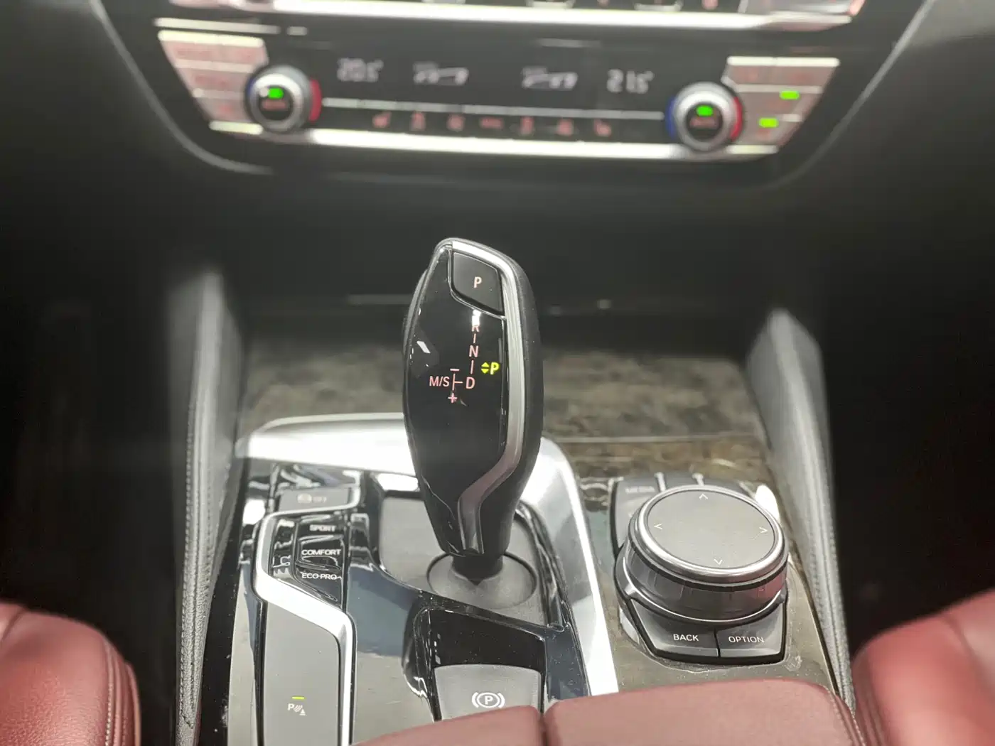 BMW 5 Series 2019 530Li Leading M Sport Package фото 13