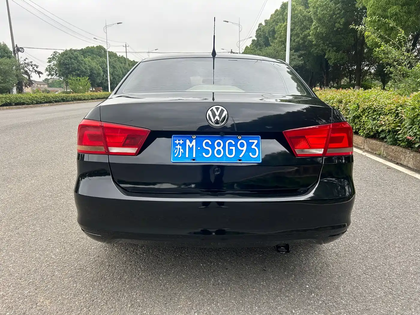 Volkswagen Santana 2013 Model 1.6L Automatic Luxury Edition фото 5