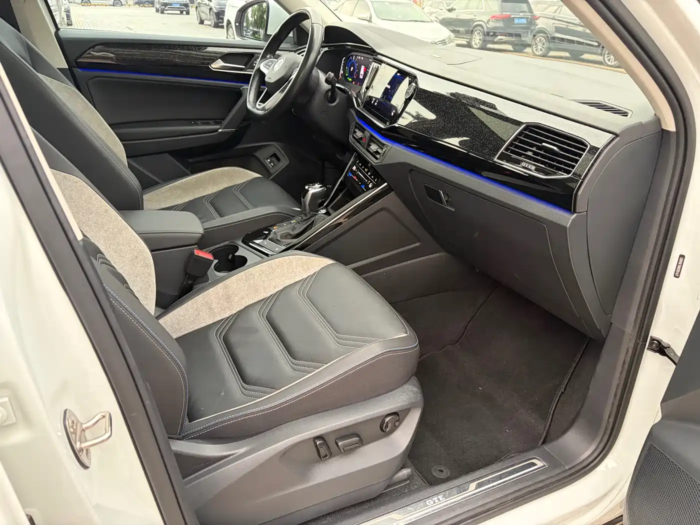 Volkswagen Tayron GTE Plug-in Hybrid 2020 Model 1.4T Luxury фото 28