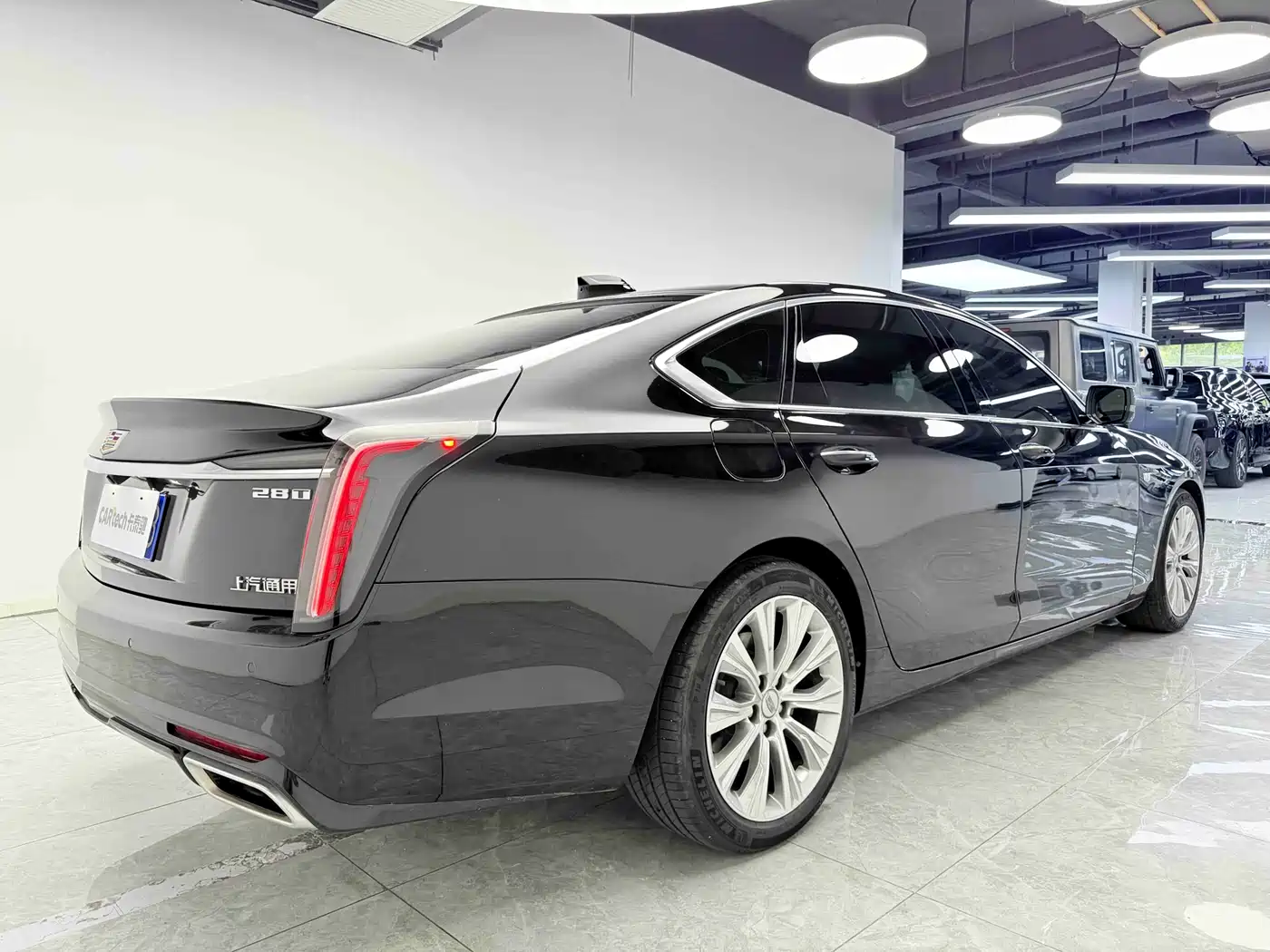 CADILLAC CT6