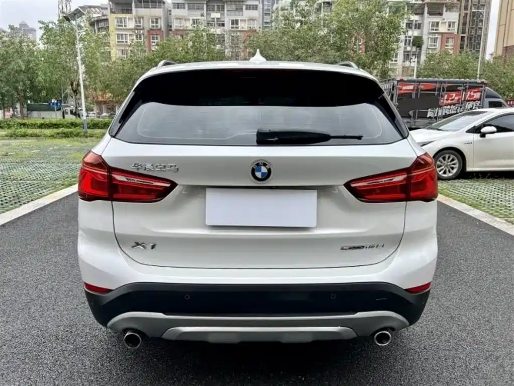 BMW X1 2019 sDrive18Li Fashion Model фото 8