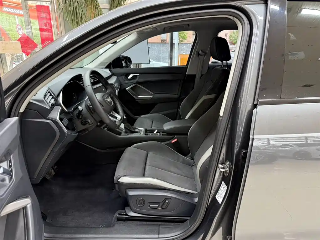 Audi Q3 2023 35 TFSI Fashion Dynamic (1.4T) фото 21