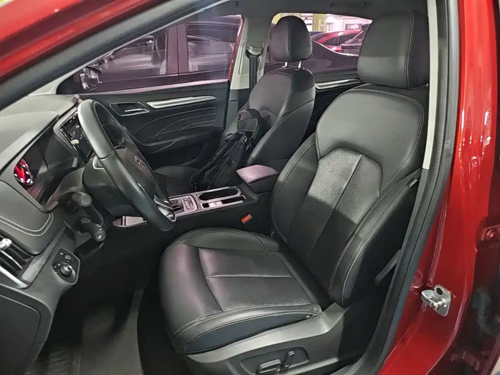 Roewe i6 2018 2018 20T Automatic Flagship Edition