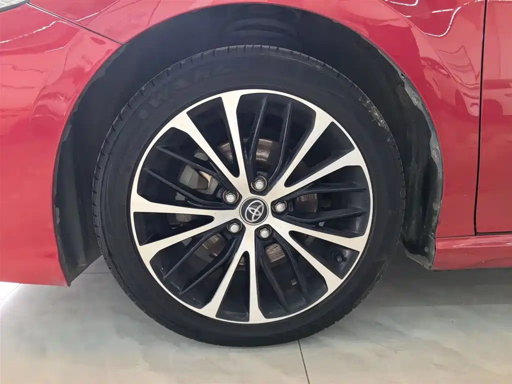Toyota Camry 2018 2.5S Trend Edition фото 23