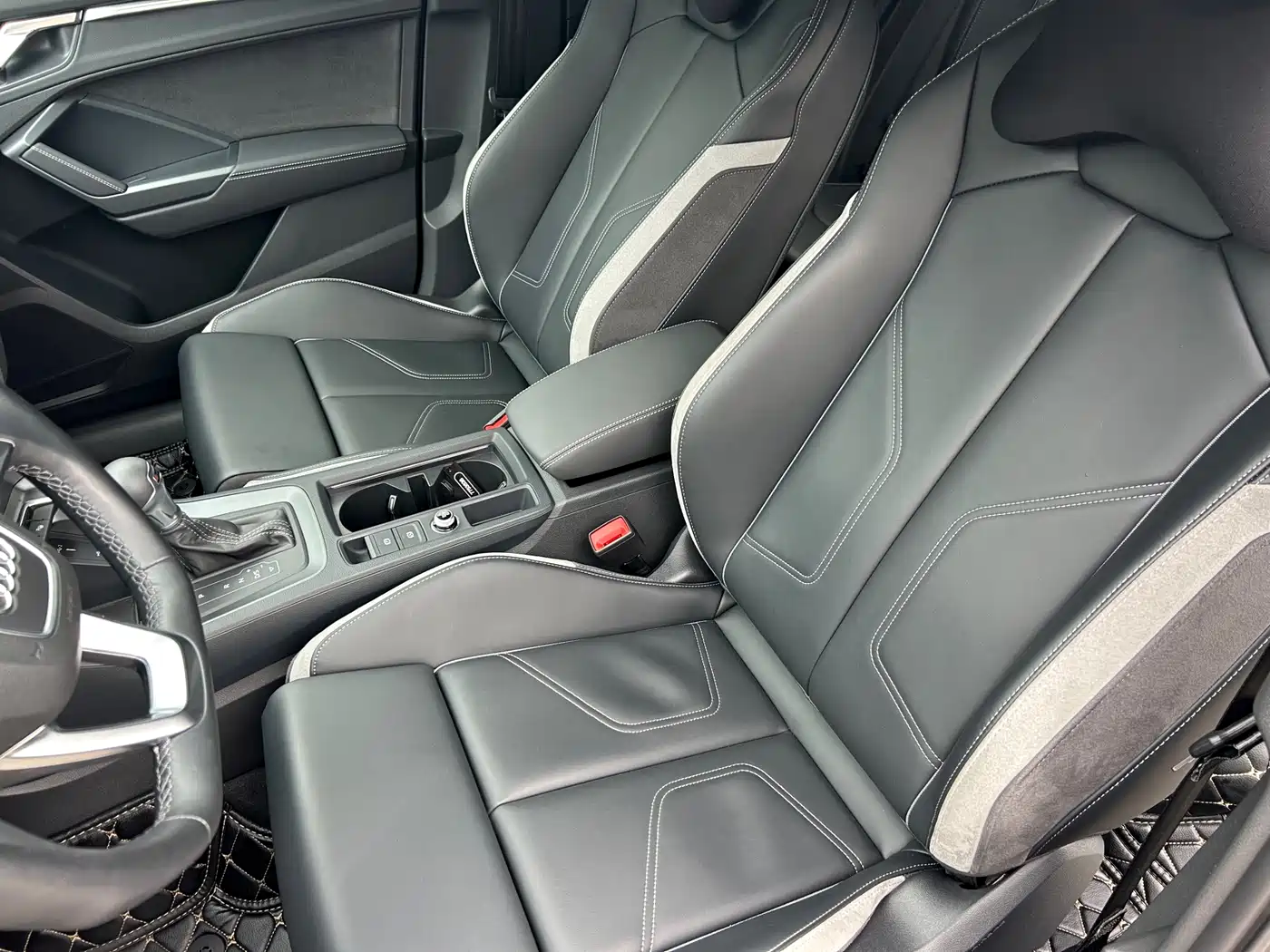 Audi Q3 2024 35 TFSI Fashion Sport фото 10
