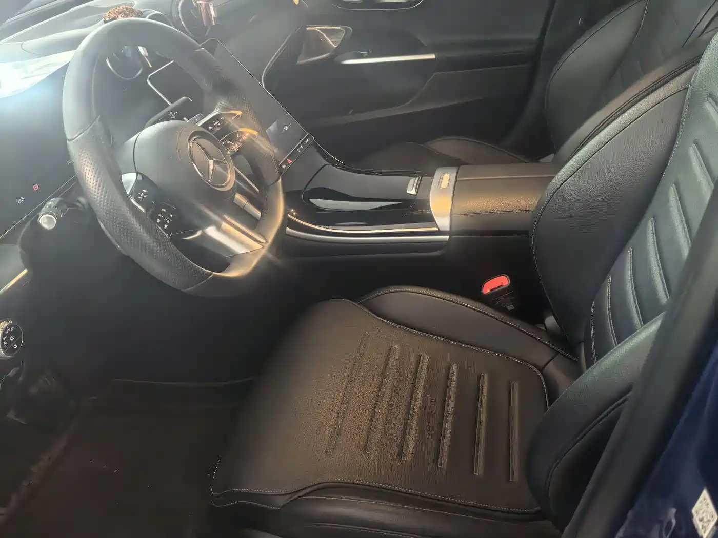 Mercedes-Benz C-Class 2022 C 200 L Sport Version фото 4