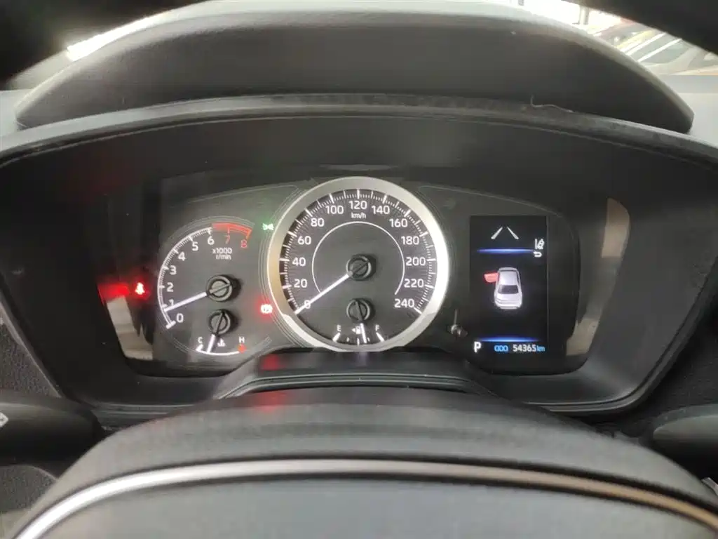 Toyota Levin 2021 185T CVT Sport Edition фото 12