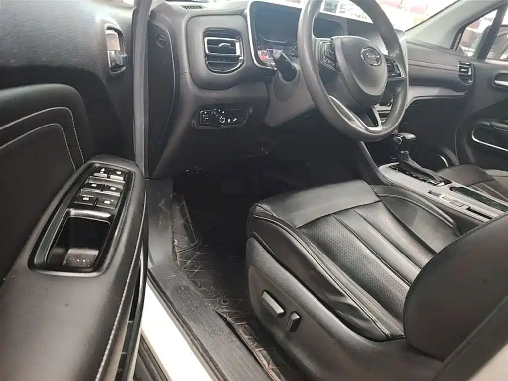 GAC Trumpchi Trumpchi GS3 2021 POWER 270T Auto Flash Edition фото 16