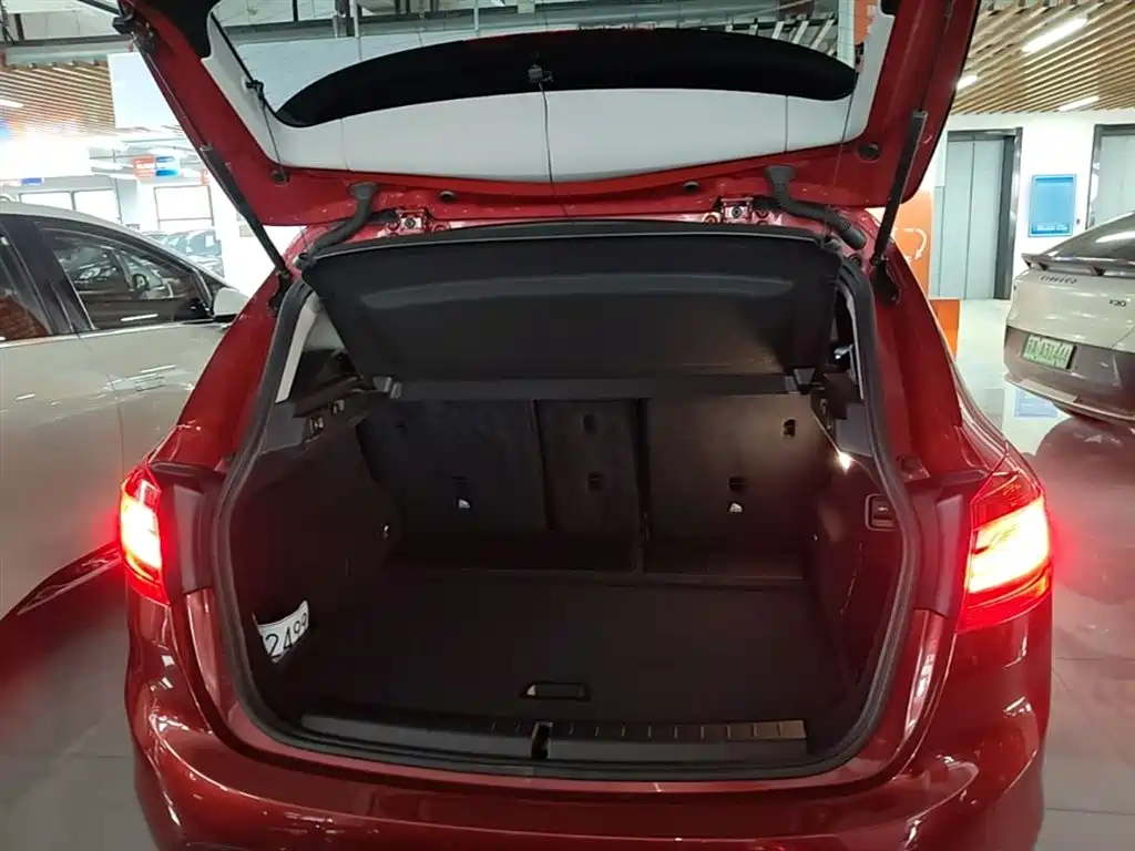 BMW 2 Series Tourer (Import) 2015 218i Sport Design Package фото 19