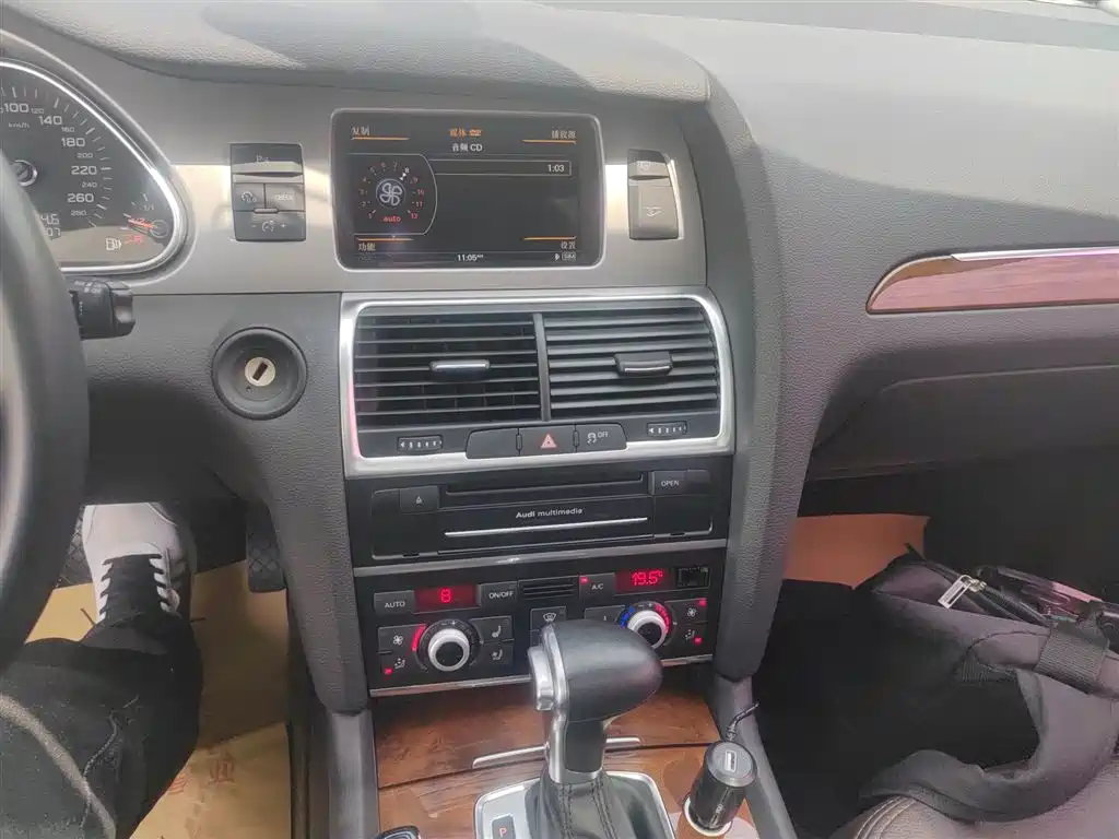 Audi Q7 2015 35 TFSI Progressive фото 13