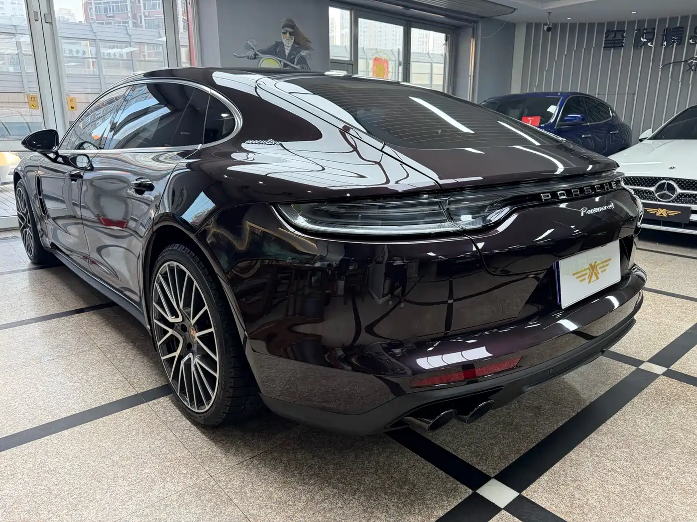 Porsche Panamera 2022 Panamera 4 Executive Long Wheelbase 2.9T фото 5