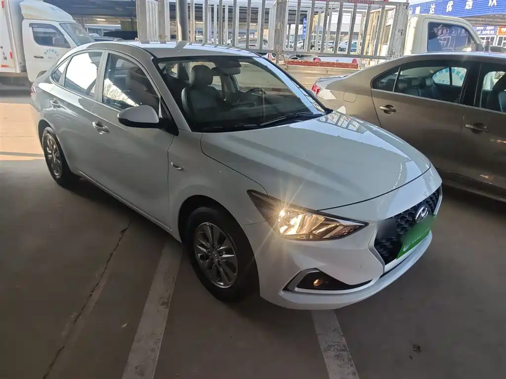 Hyundai Elantra 2018 1.6L Auto Joy GL (China V) фото 4