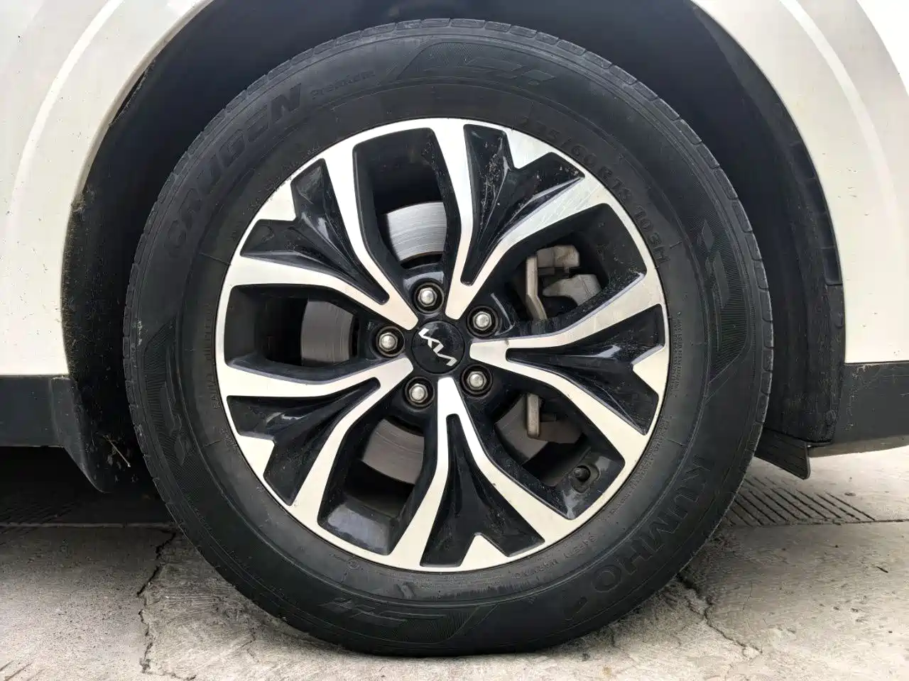 Kia Carnival 2021 2.0T Luxury Tech Edition фото 8