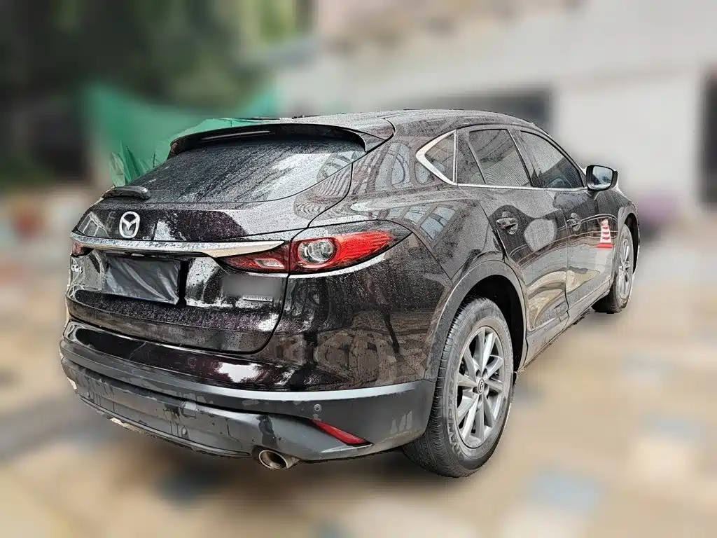 Фото 6 - Mazda CX-4