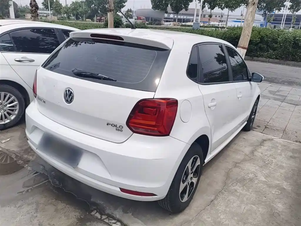Volkswagen Polo 2018 1.5L Auto Safe Drive фото 7