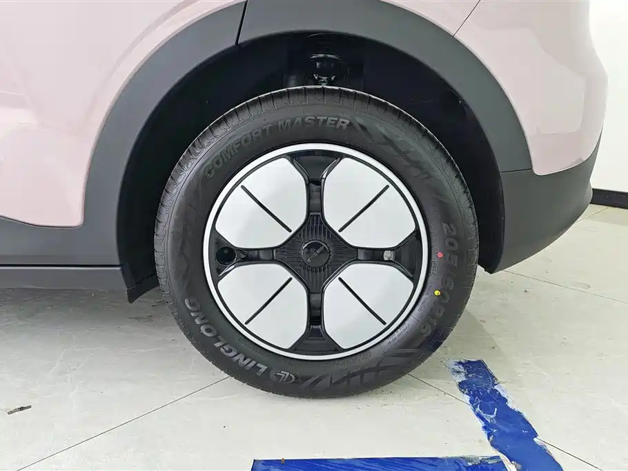 Geely Galaxy Starry Wish 2026 Edition 310km Youth Version фото 6
