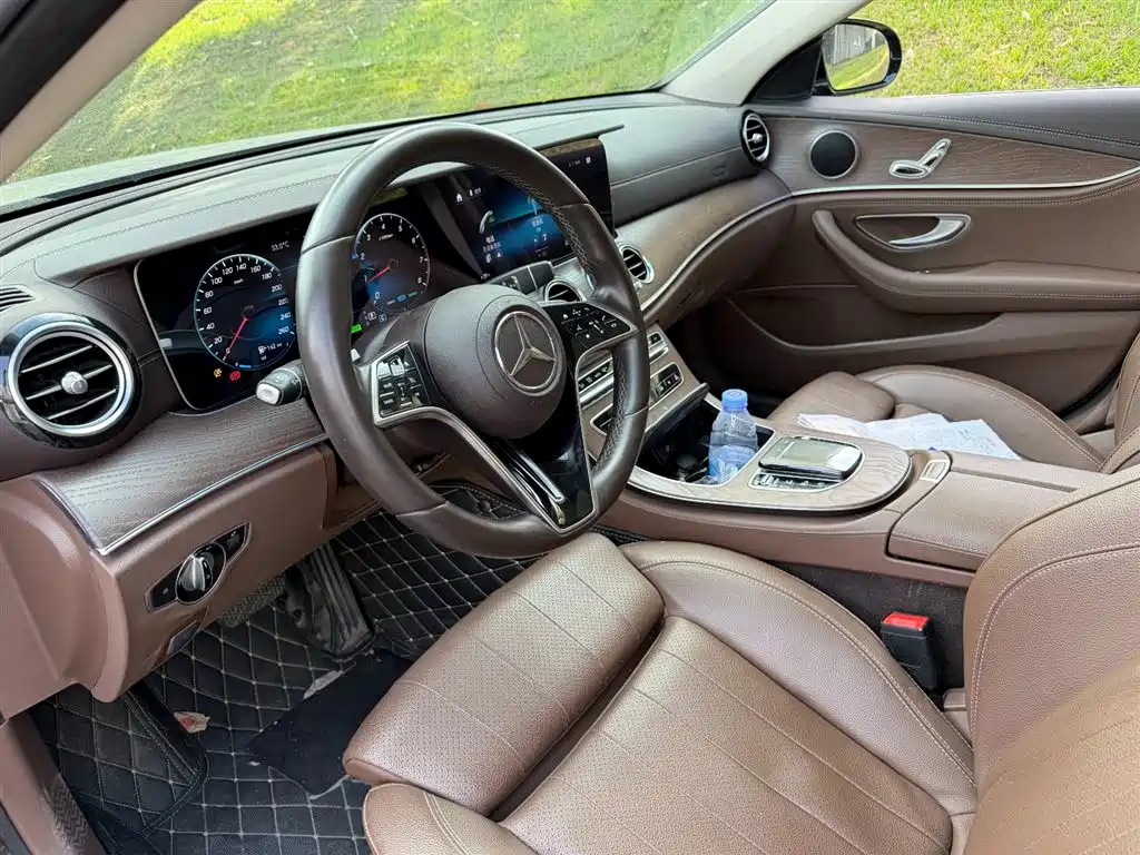 Mercedes-Benz E-Class 2021 E 260 L фото 7