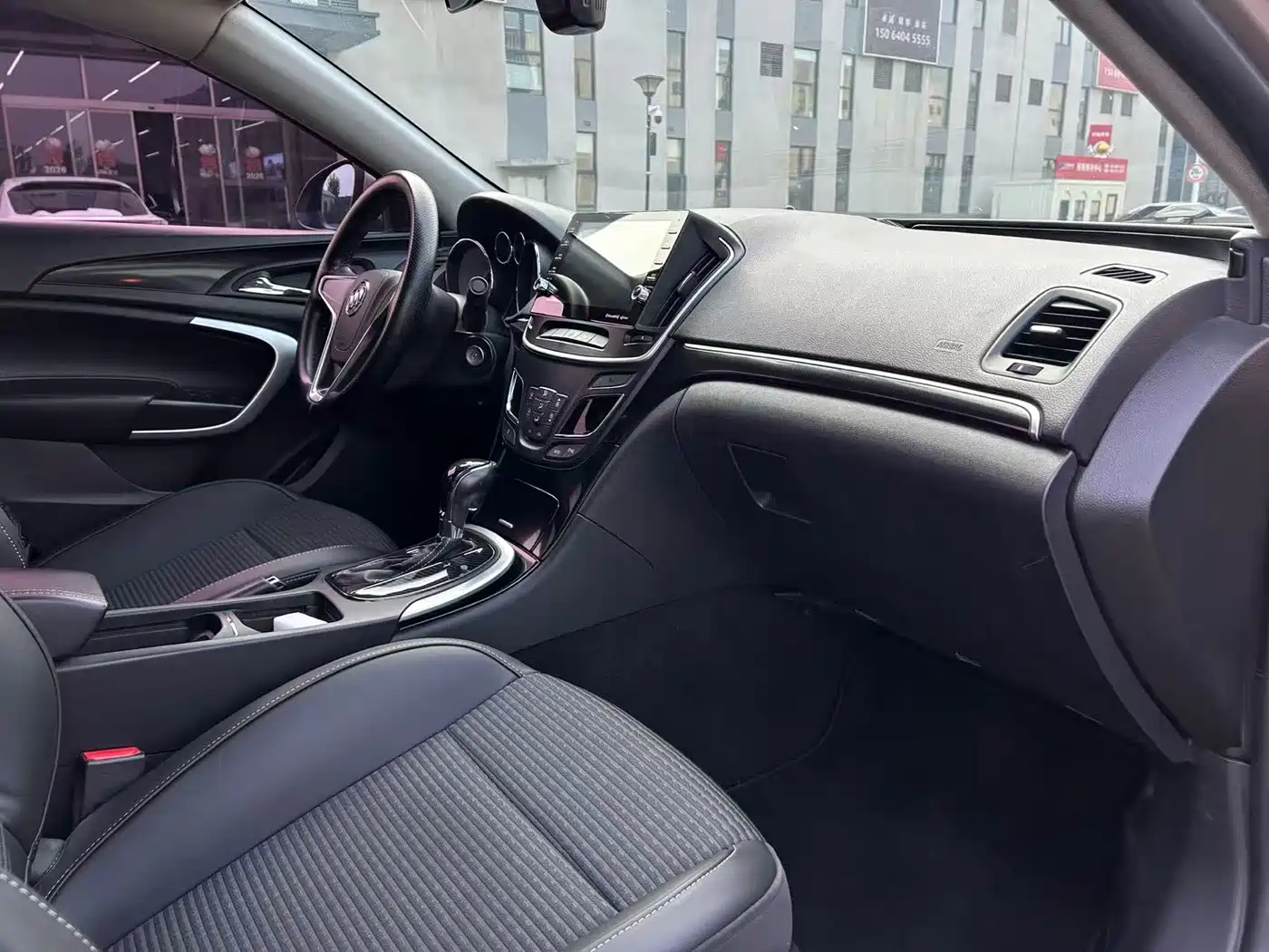 Buick Regal 2015 1.6T Leading Tech Edition фото 4