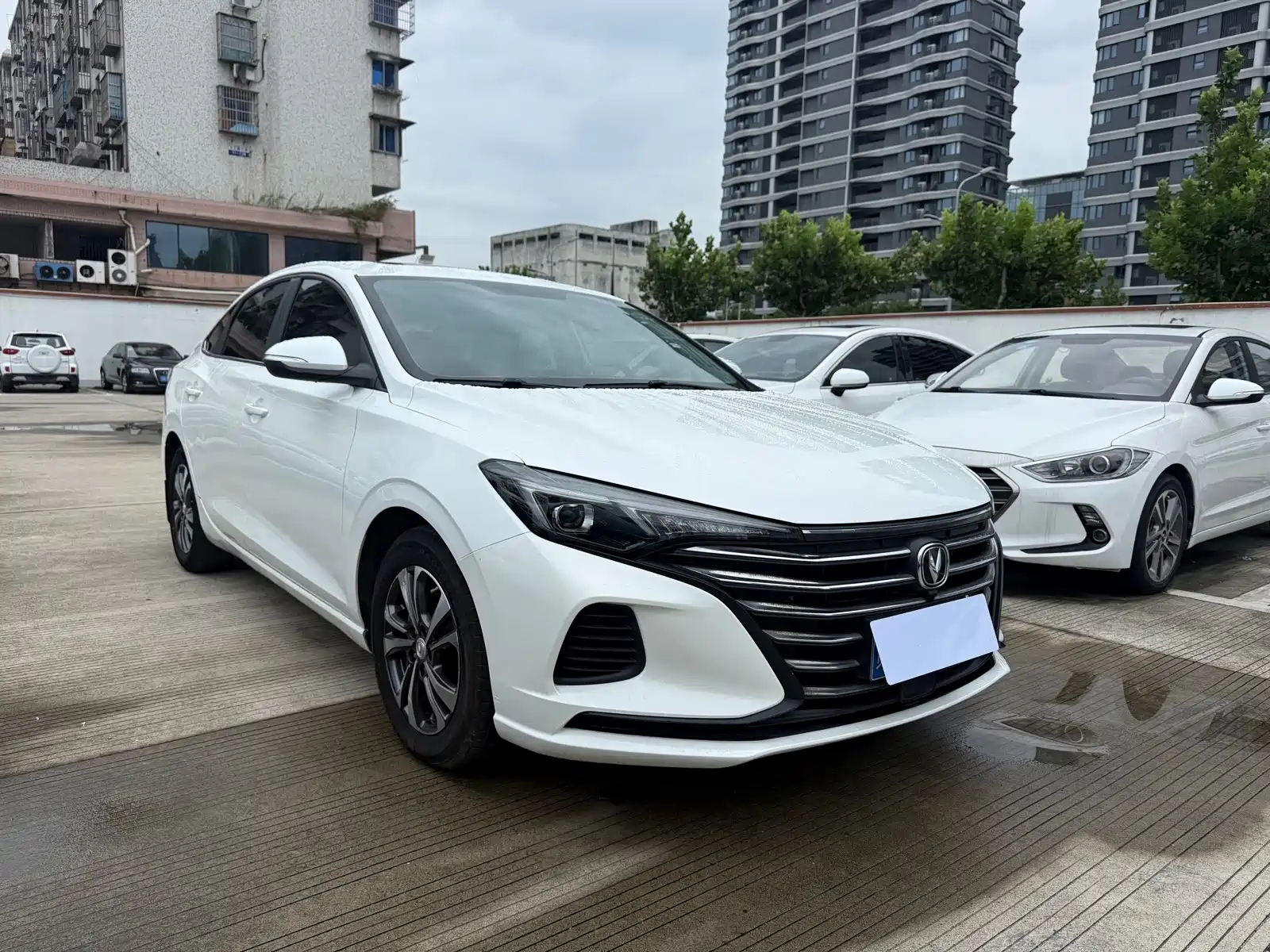 Photo 3 - Changan Eado