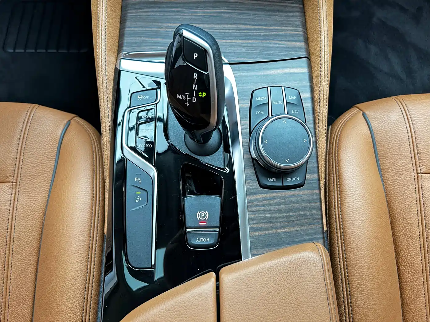 BMW 6 Series GT 2019 630i Luxury Design Package фото 17