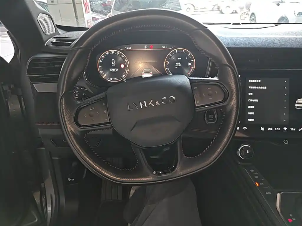 Lynk & Co 05 2020 2.0TD 4WD Halo Edition фото 11