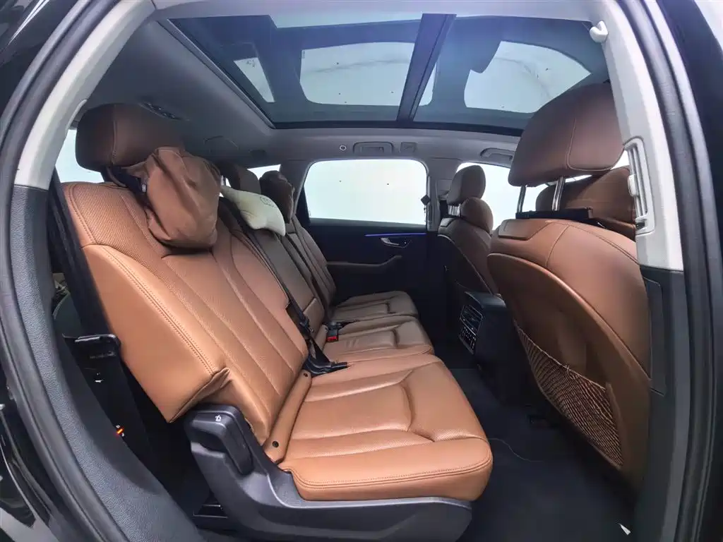 Audi Q7 2023 55 TFSI quattro S line Sport фото 11