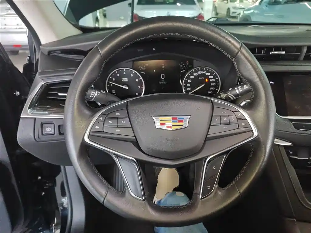 Cadillac XT5 2018 25T Luxury фото 11