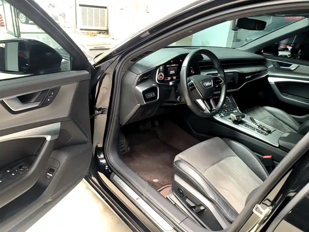 Audi A6L 2022 45 TFSI quattro Premium Dynamic фото 16