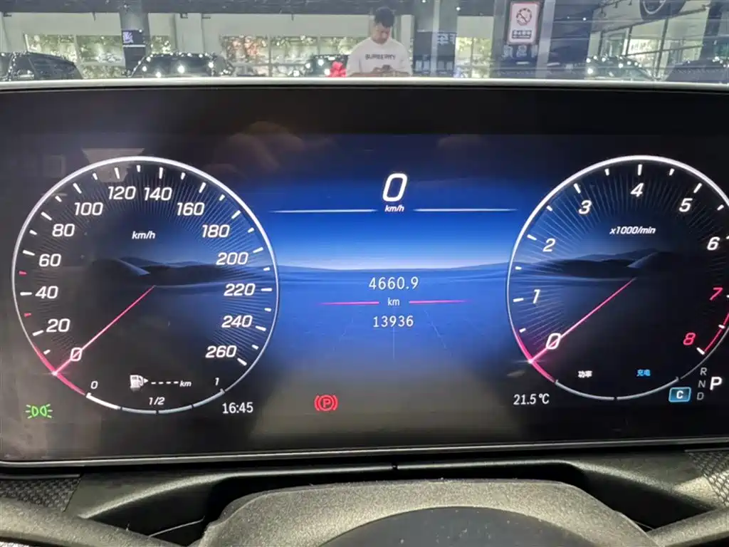 Mercedes-Benz C-Class 2025 Facelift C 260 L Sport Edition фото 8