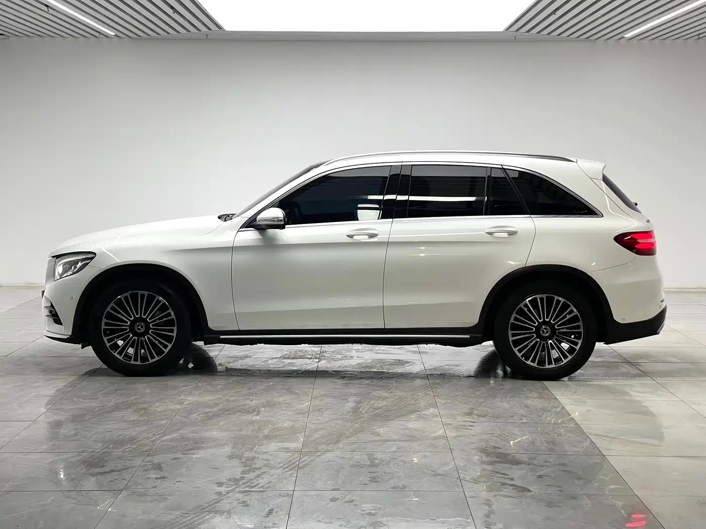 Mercedes-Benz GLC 2018 GLC 260 4MATIC Dynamic фото 7