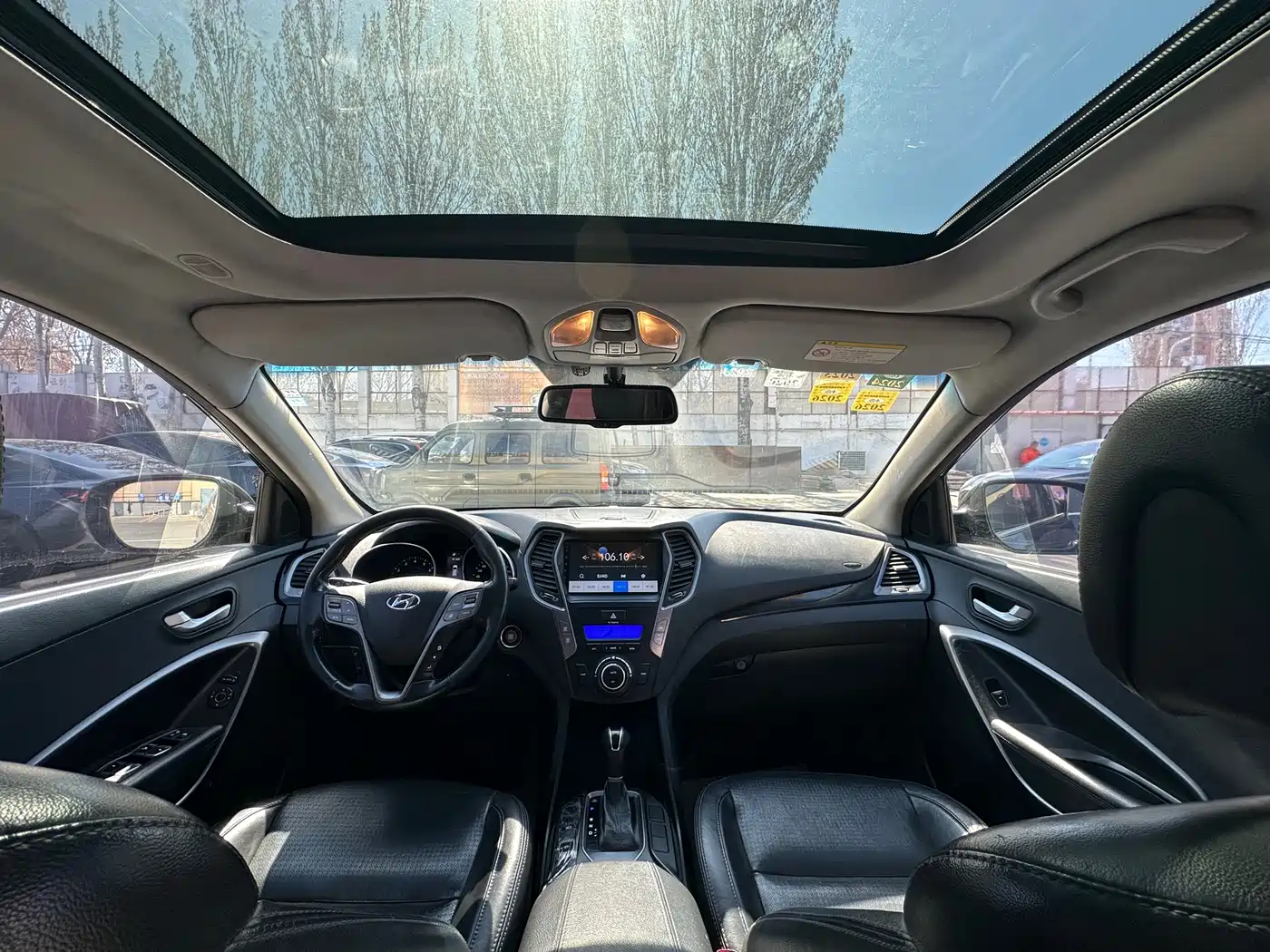 Hyundai Santa Fe 2013 Model 2.4L Automatic 2WD Smart фото 17