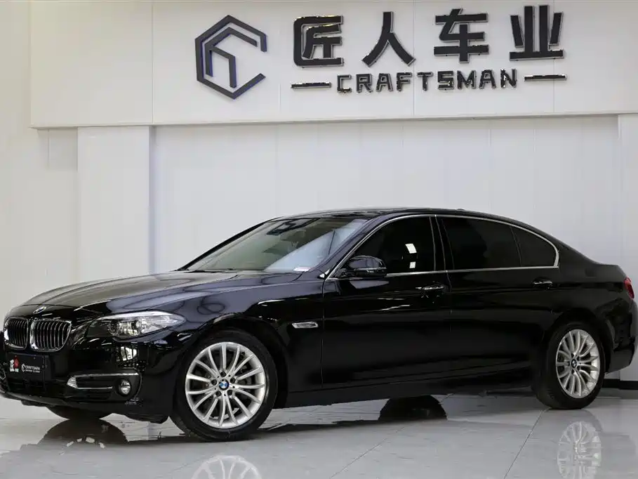 BMW 5 Series 2017 525Li Luxury Design Package фото 3