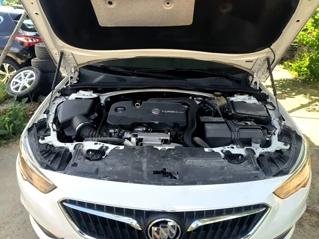Фото 20 - Buick Regal