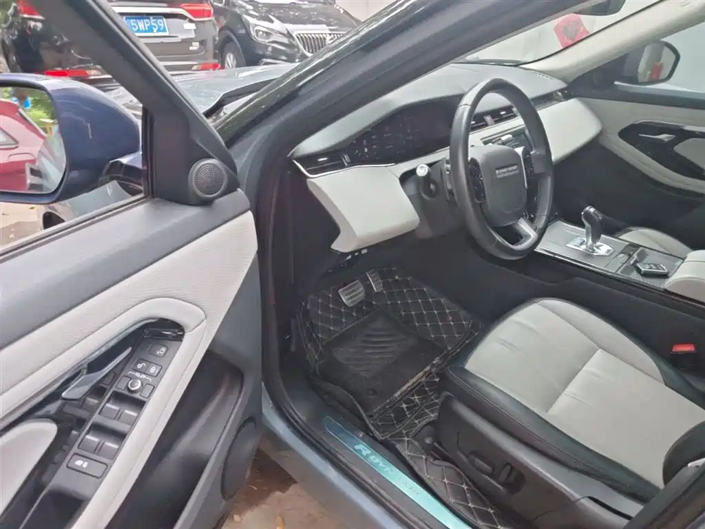 Land Rover Range Rover Evoque 2020 249PS Youth Edition фото 16