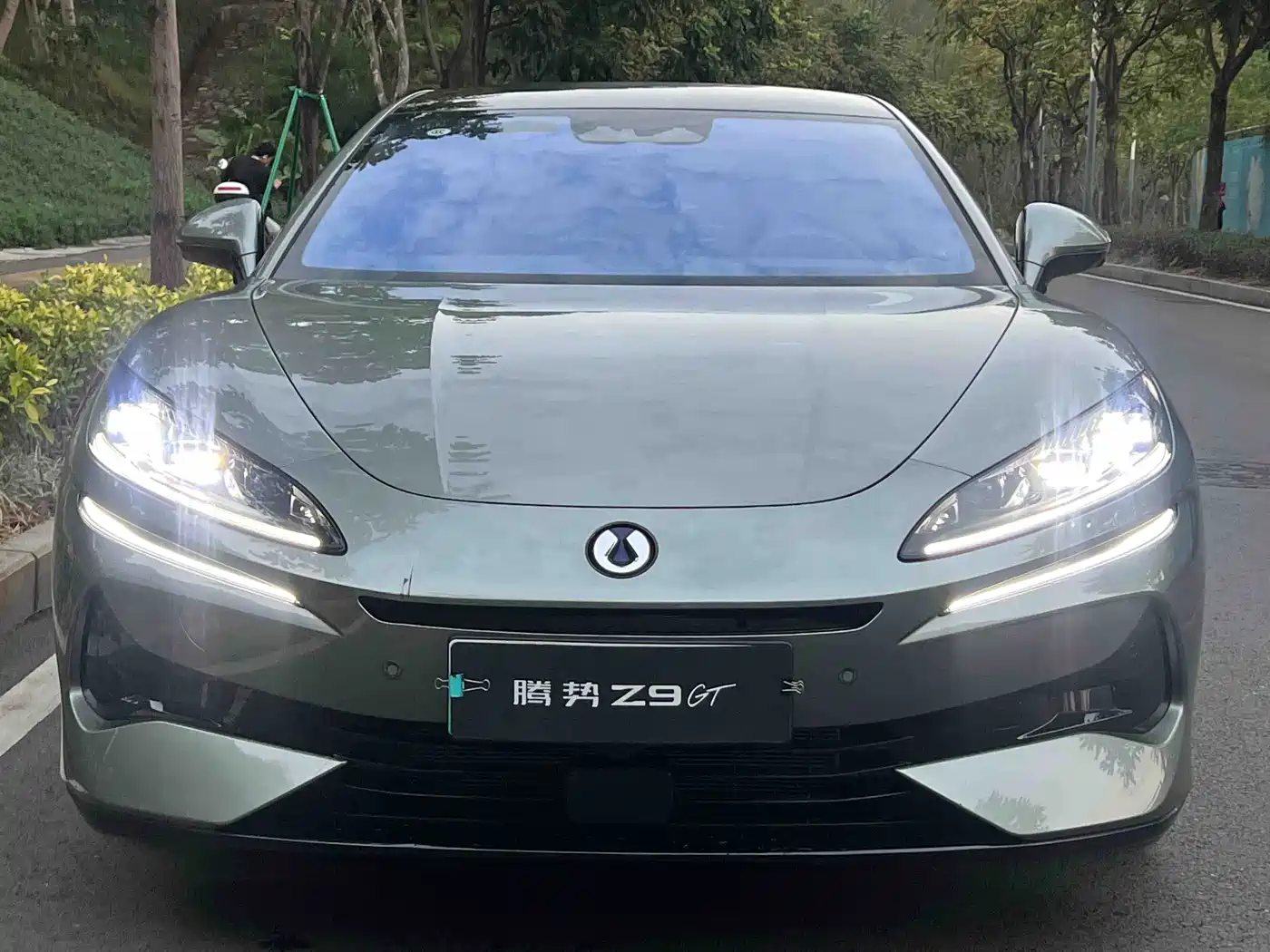 Denza Z9GT 2024 Model 1100 AWD Max Edition фото 4
