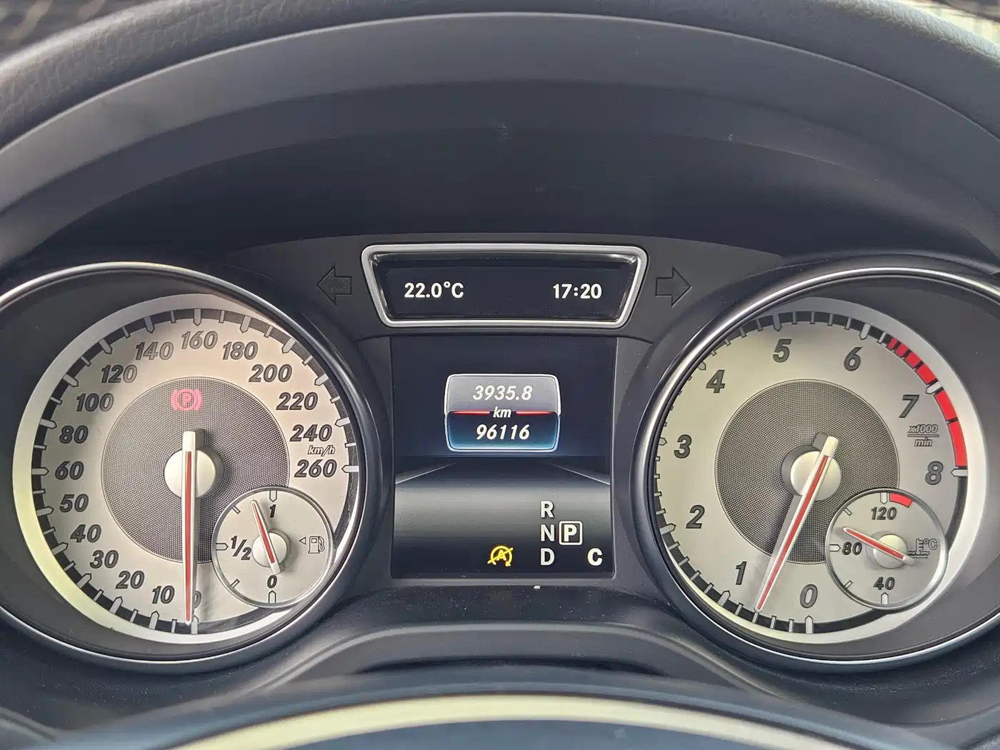 Mercedes-Benz CLA (Import) 2016 Facelift CLA 200 Sport фото 15