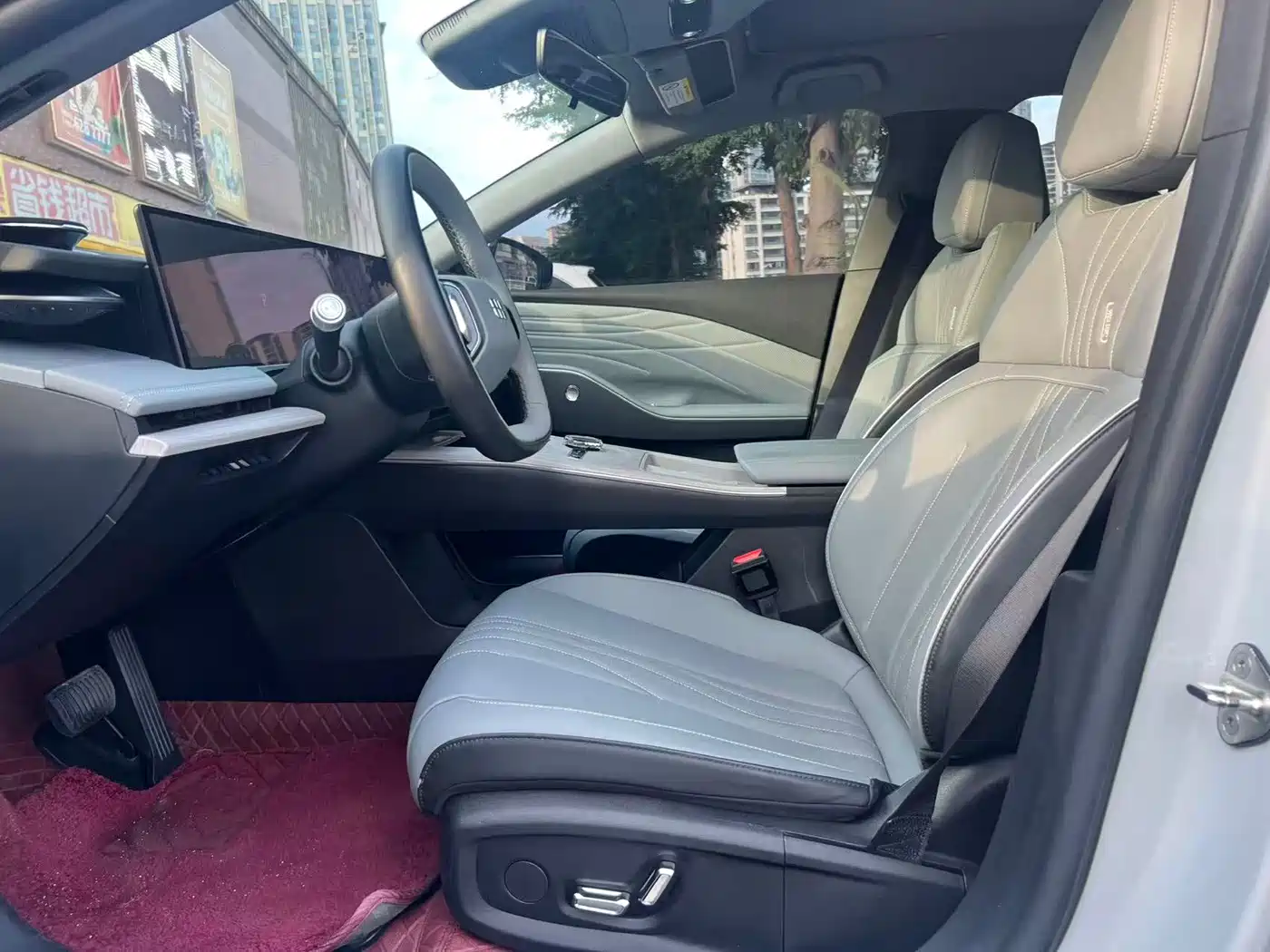 Geely Galaxy Galaxy E8 2024 2024 Model 550km RWD Soaring Dragon Edition