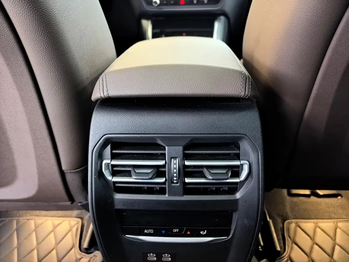 BMW 3 Series 2023 320Li M Sport Package фото 13