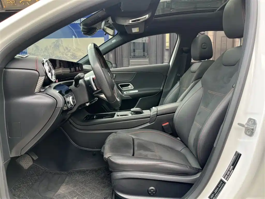 Mercedes-Benz A-Class 2024 A 200 L Fashion Edition фото 7
